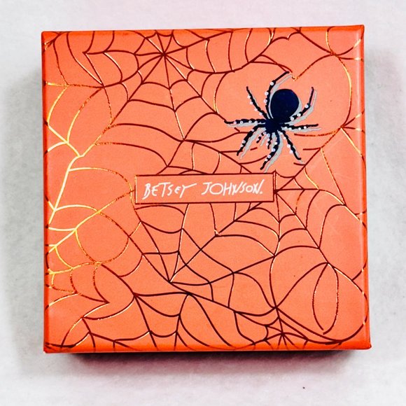 Betsey Johnson Spider Earrings Lever Back - New in Box - Picture 2 of 5